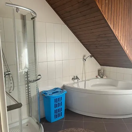 Bedi Apartmanhaz * 나지카니자