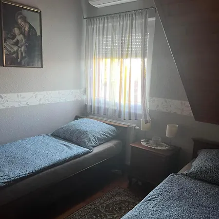 Bedi Apartmanhaz