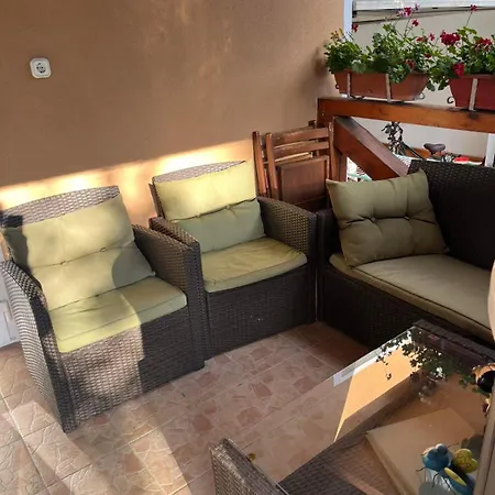 Bedi Apartmanhaz * نايغكانيشا