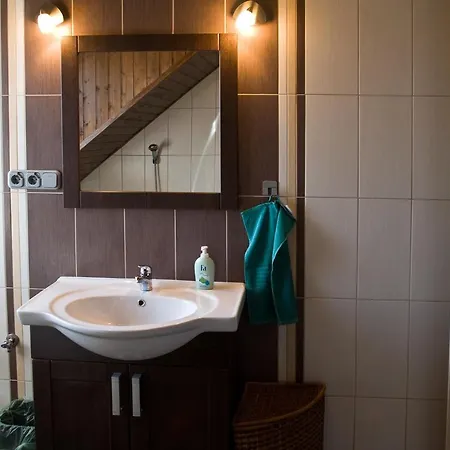Bedi Apartmanhaz Apartment *